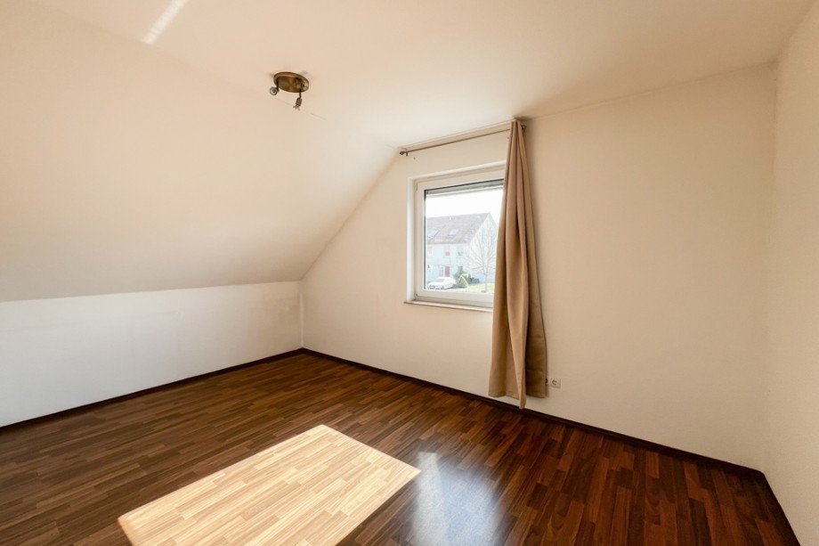 2. Schlafzimmer im Sonnenschein Einfamilienhaus Ohrdruf