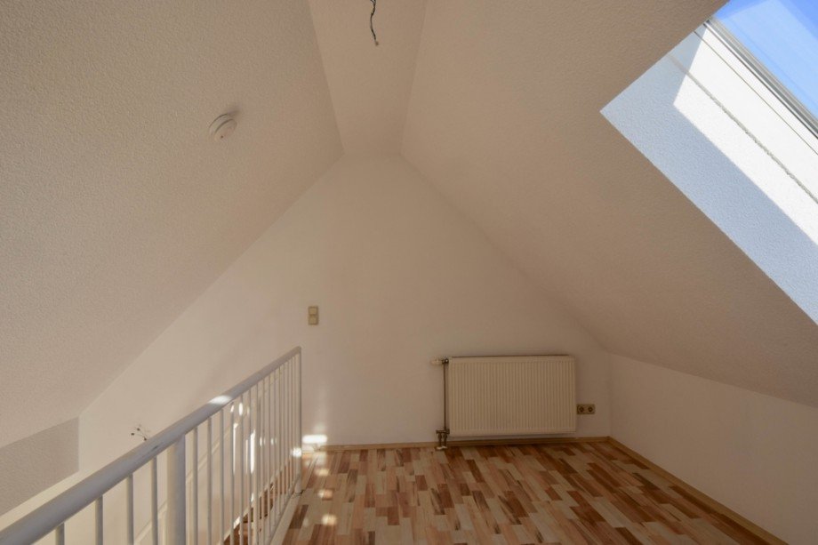Gem�tlich und lichtdurchflutete Galerie Dachgeschosswohnung Erfurt