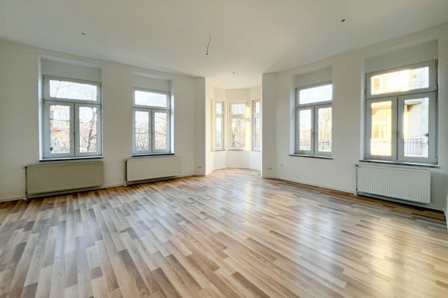 Sonniges Wohnzimmer Etagenwohnung Erfurt / L�bervorstadt