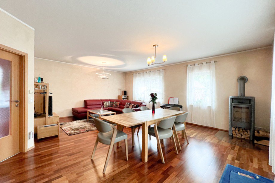 Wohnzimmer - gro� und gem�tlich Einfamilienhaus Arnstadt