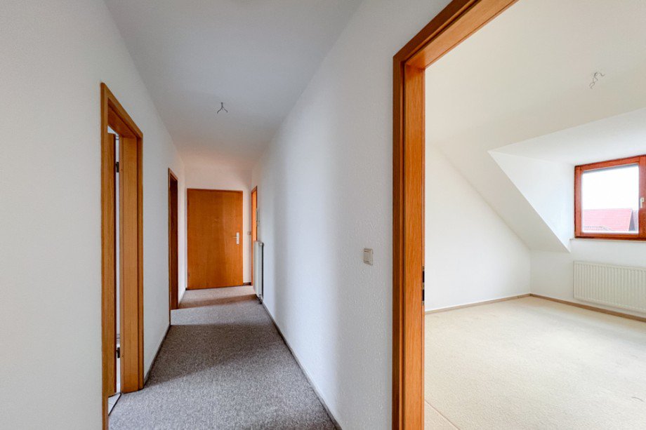 Wohnungsflur Dachgeschosswohnung Erfurt/ Gottstedt