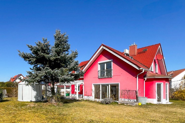Hausverkauf Erfurt Stotternheim Erfurt / Stotternheim Einfamilienhaus Gro�z�giges Traumhaus auf gro�em Gartengrundst�ck in Erfurt Stotternheim